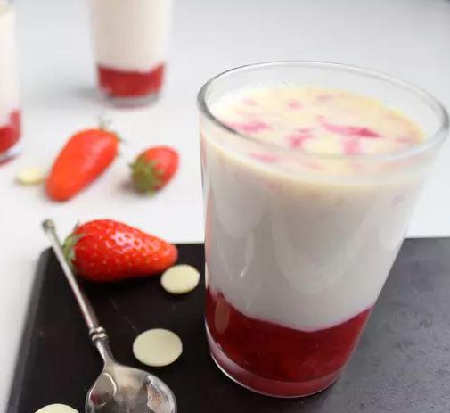 Panna cotta fraise chocolat blanc